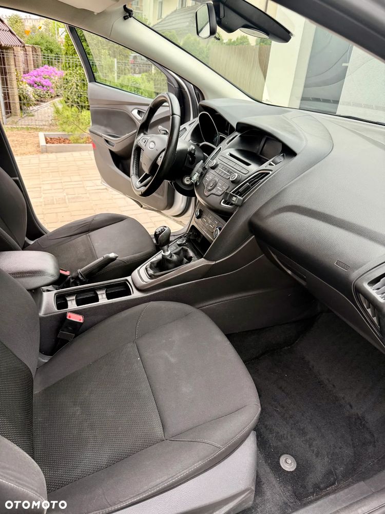 Ford Focus 1.5 EcoBoost Trend ASS - 4