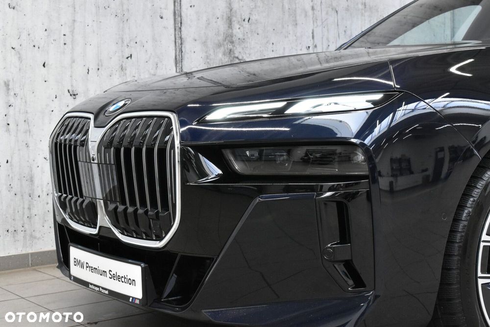 BMW Seria 7 - 35