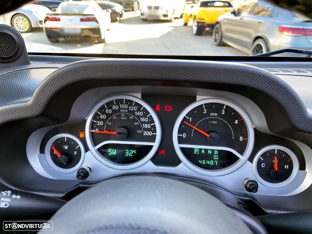 Jeep Wrangler 2.8 CRD ATX Sport - 14