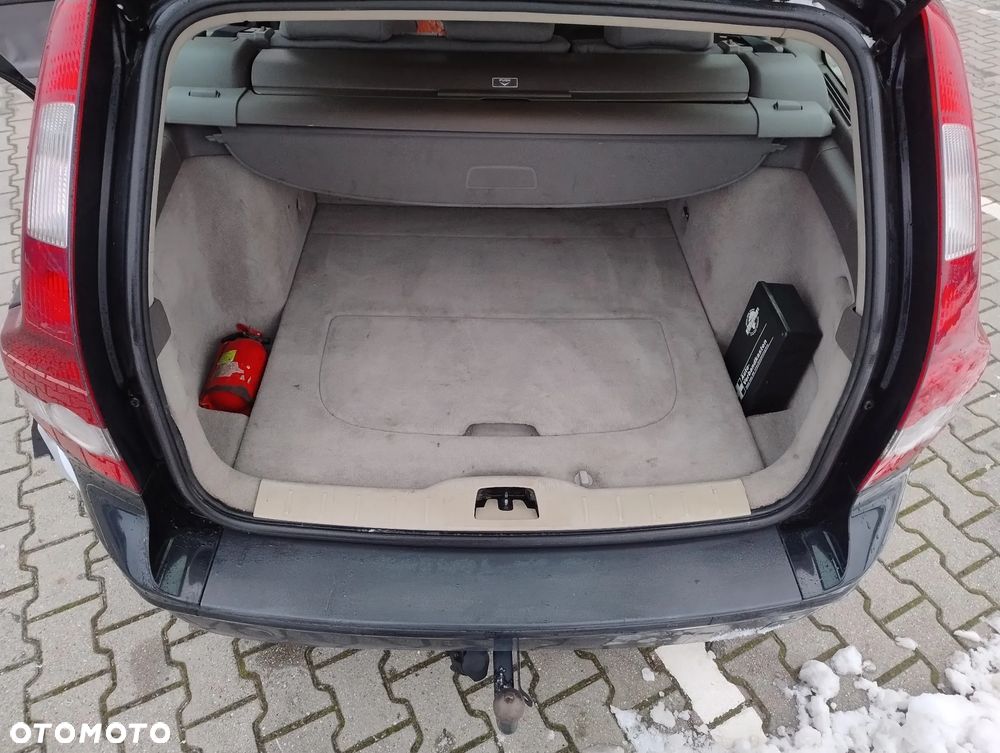 Volvo V50 1.6D Momentum - 24