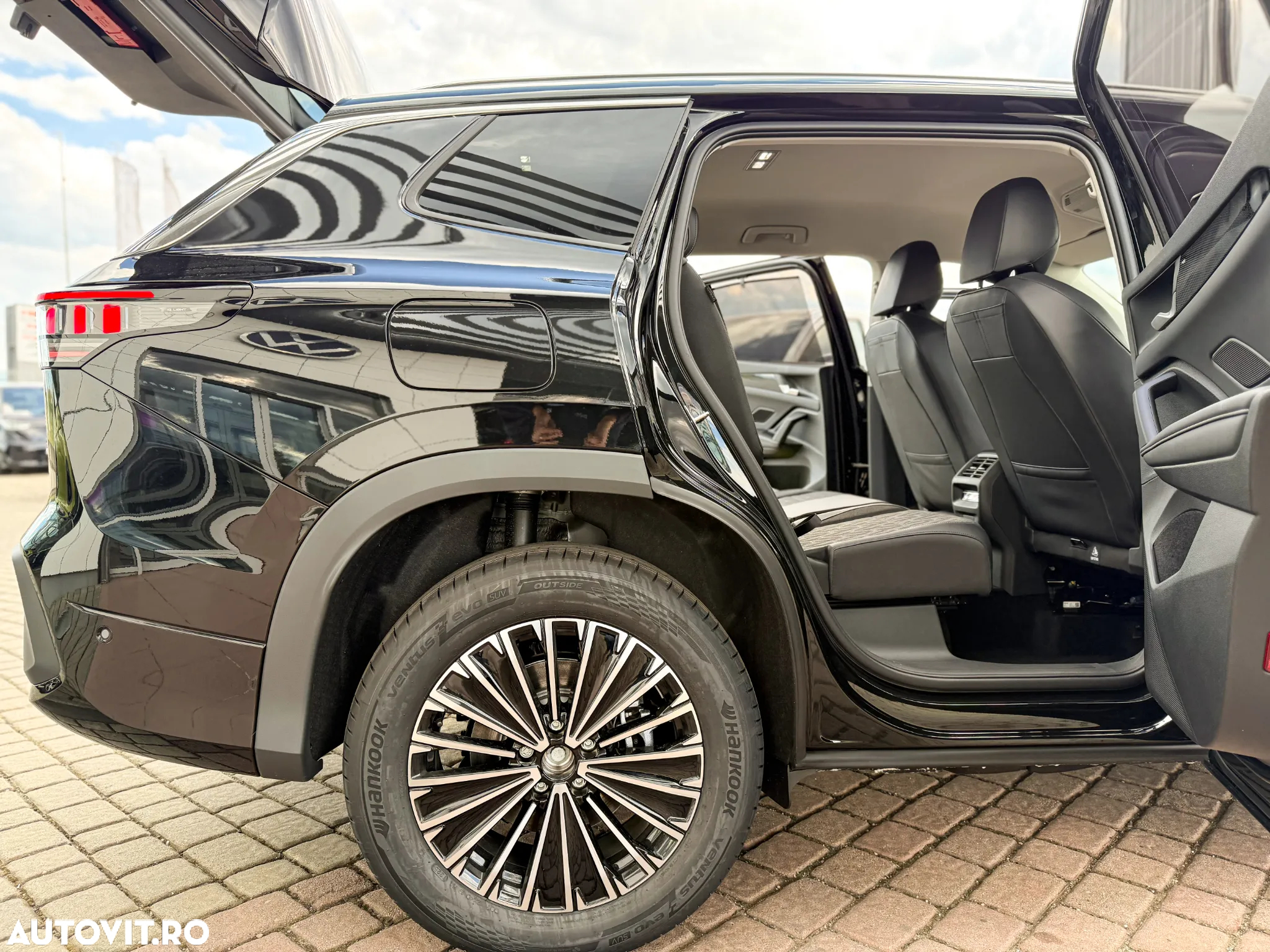 Volkswagen Tayron 2.0 TDI 4Motion DSG Life - 18