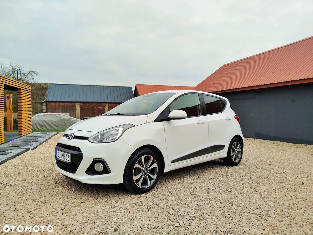 Hyundai i10 1.0 Fifa World Cup Edition - 4