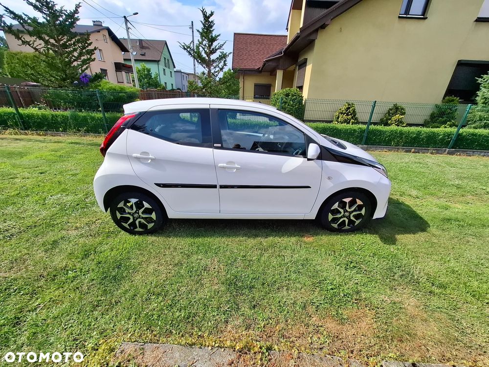Toyota Aygo x-play club - 2