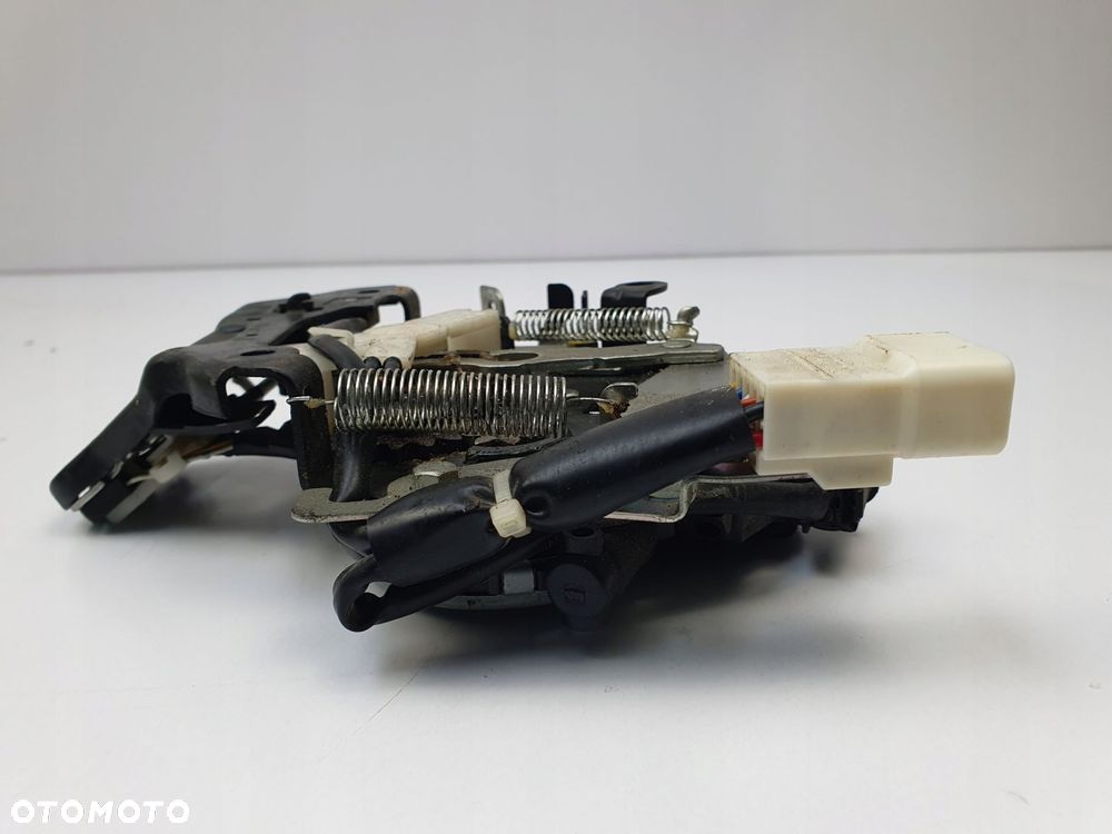 ZAMEK KLAPY BAGAŻNIKA DOCIĄG Moduł Lexus LS IV 06-17 163800-0370 - 9