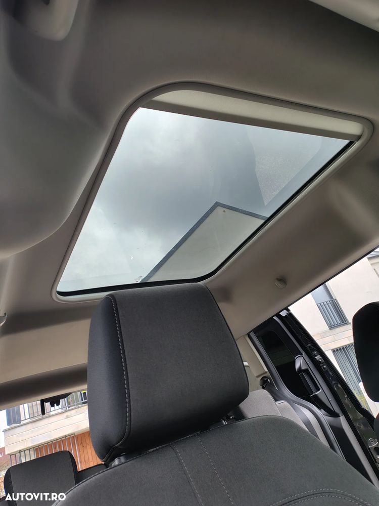 Ford Tourneo Connect 1.5TDCi Start-Stop Aut. Titanium - 6