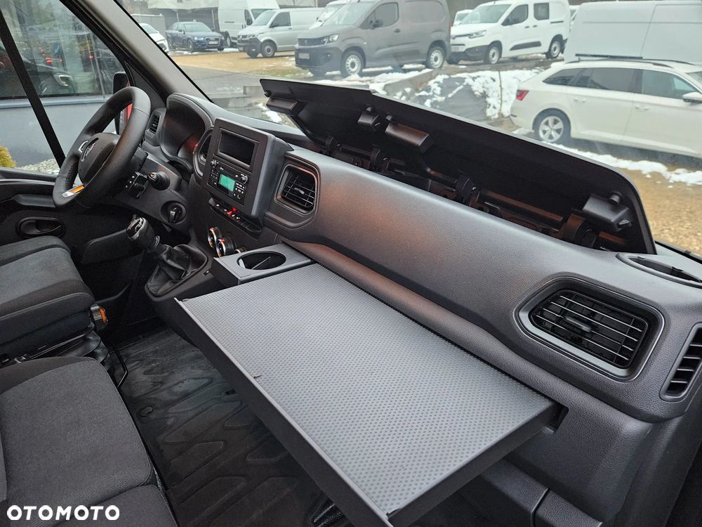 Renault Master L2H2 2.3dCi 136KM - 9