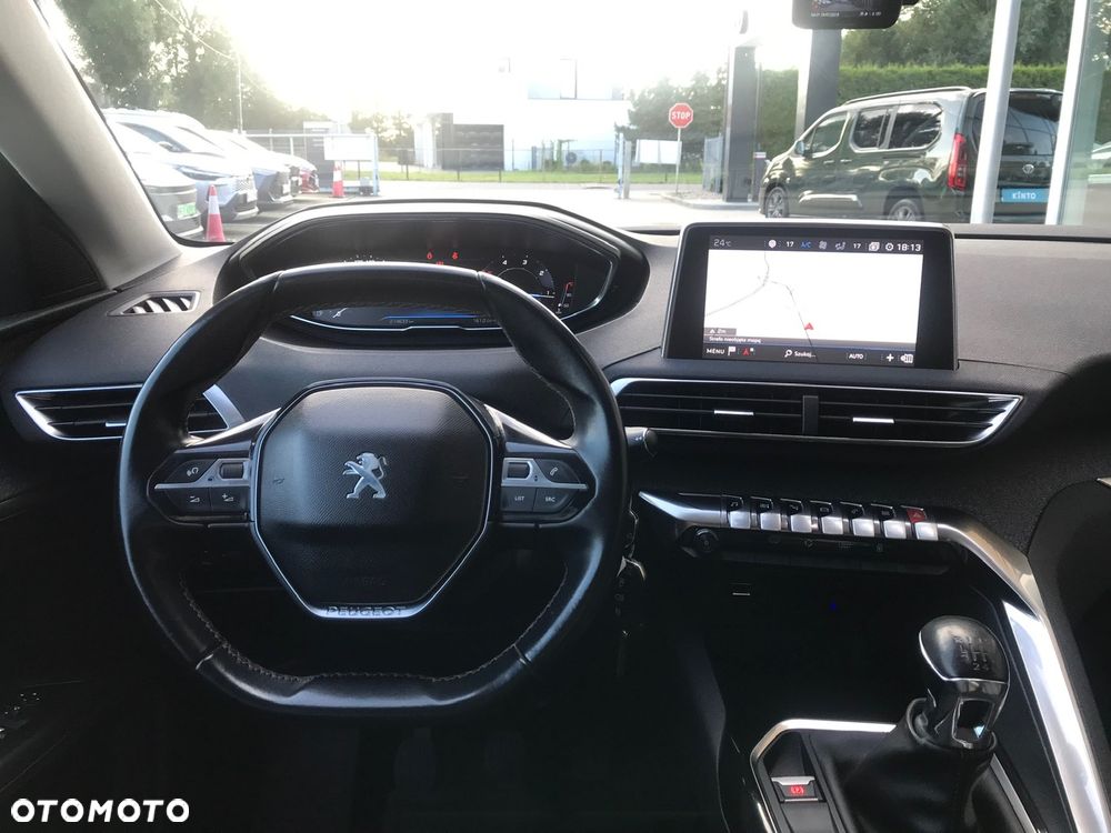 Peugeot 3008 1.5 BlueHDi Allure S&S - 20