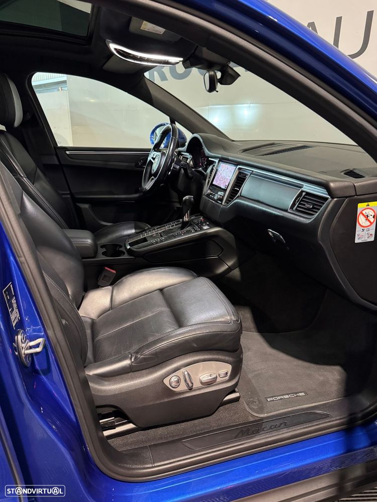 Porsche Macan - 50