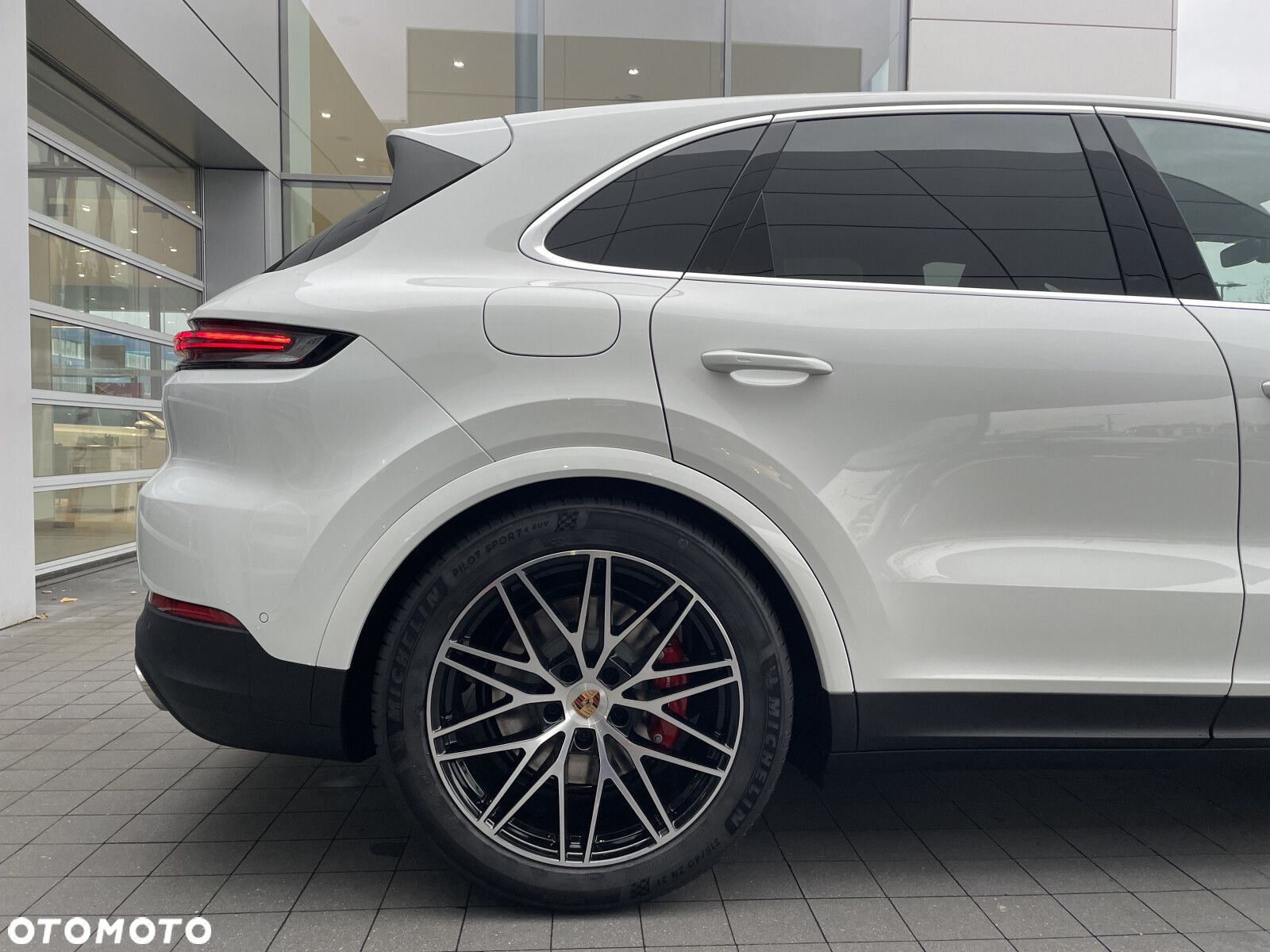 Porsche Cayenne - 6