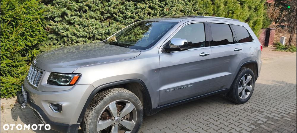 Jeep Grand Cherokee - 15