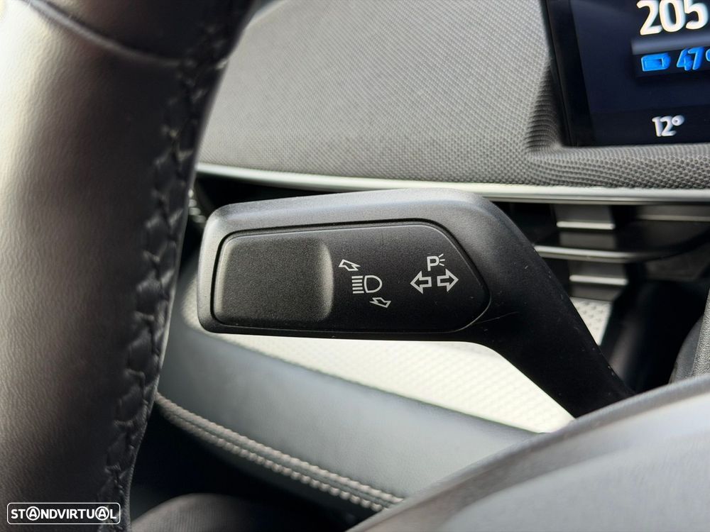 Ford Mustang Mach-E Alargada - 29