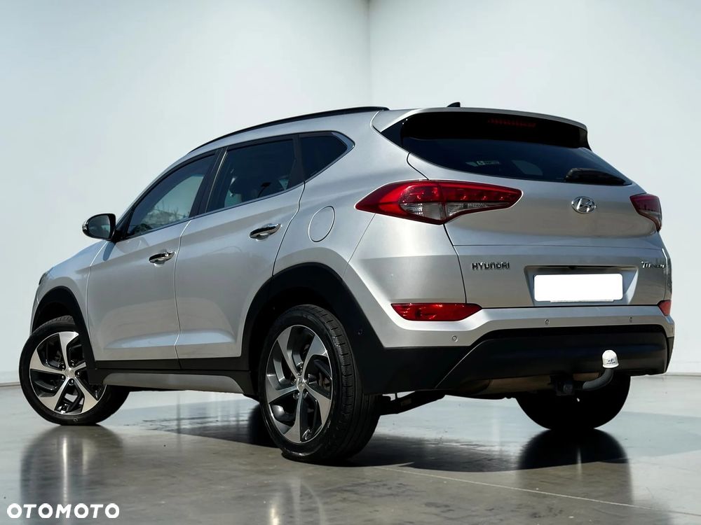Hyundai Tucson - 11