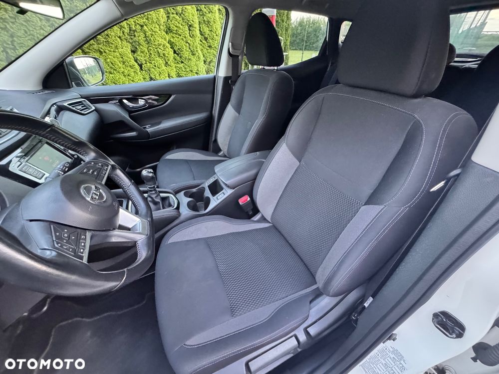 Nissan Qashqai - 22