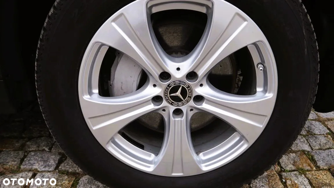 Mercedes-Benz GLC 300 4Matic 9G-TRONIC - 22