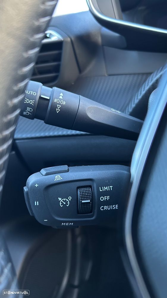 Peugeot 2008 1.2 PureTech Allure Pack - 14