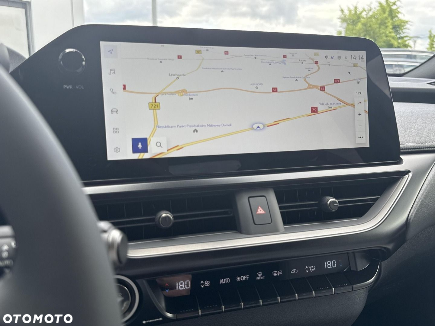 Lexus UX - 17