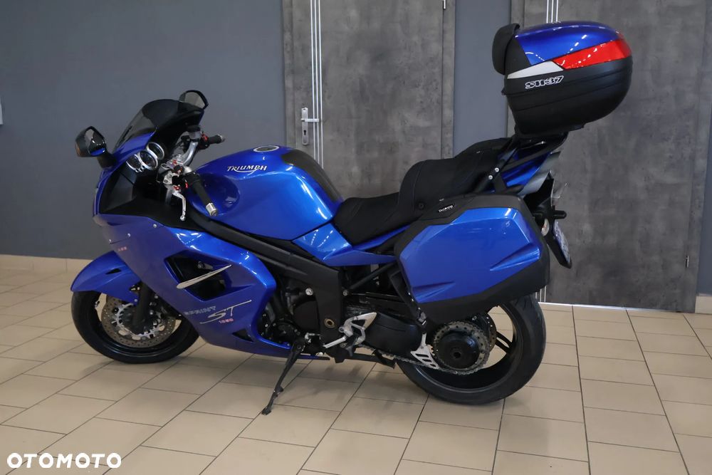 Triumph Sprint - 15