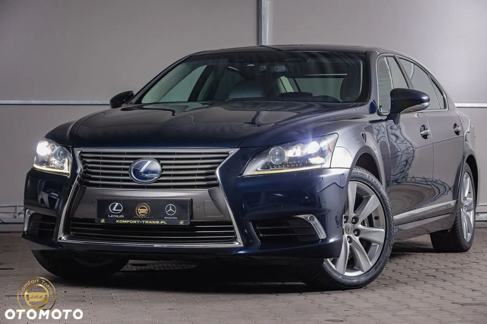 Lexus LS - 3