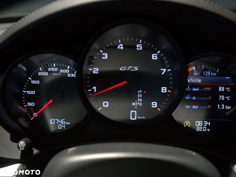 Porsche 718 Cayman - 28