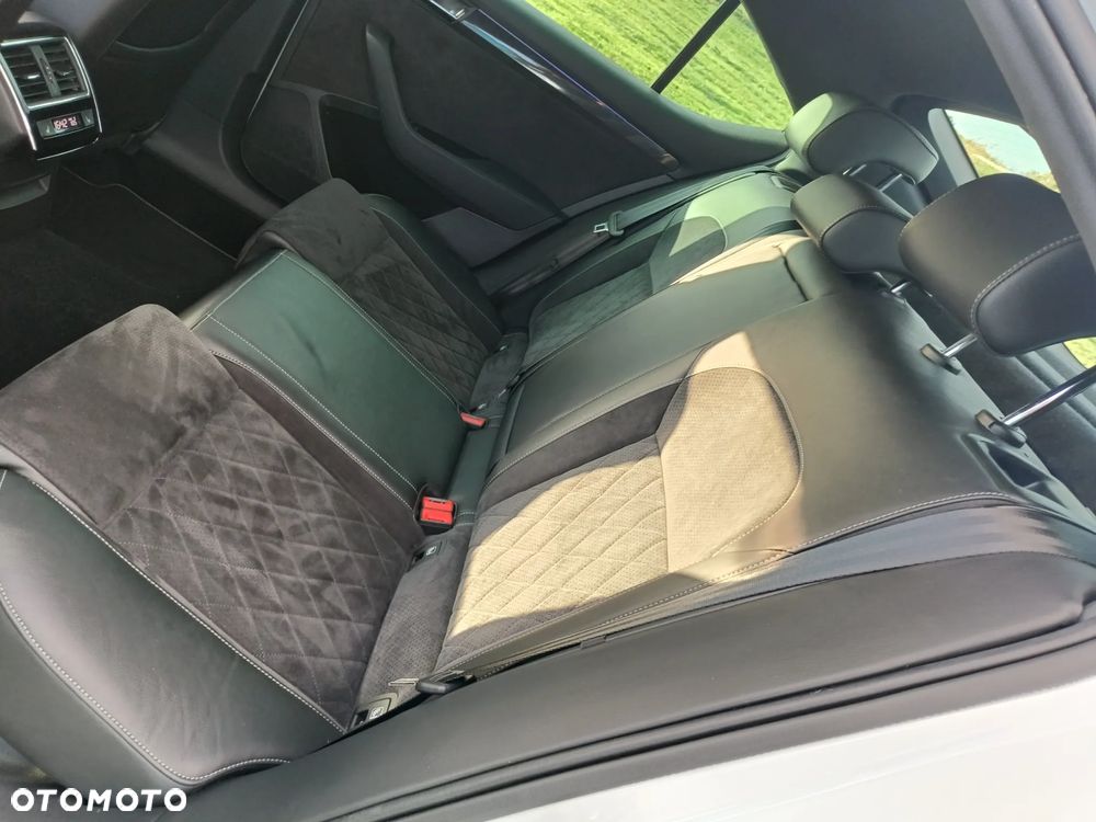 Skoda Superb 2.0 TSI Sportline DSG - 5