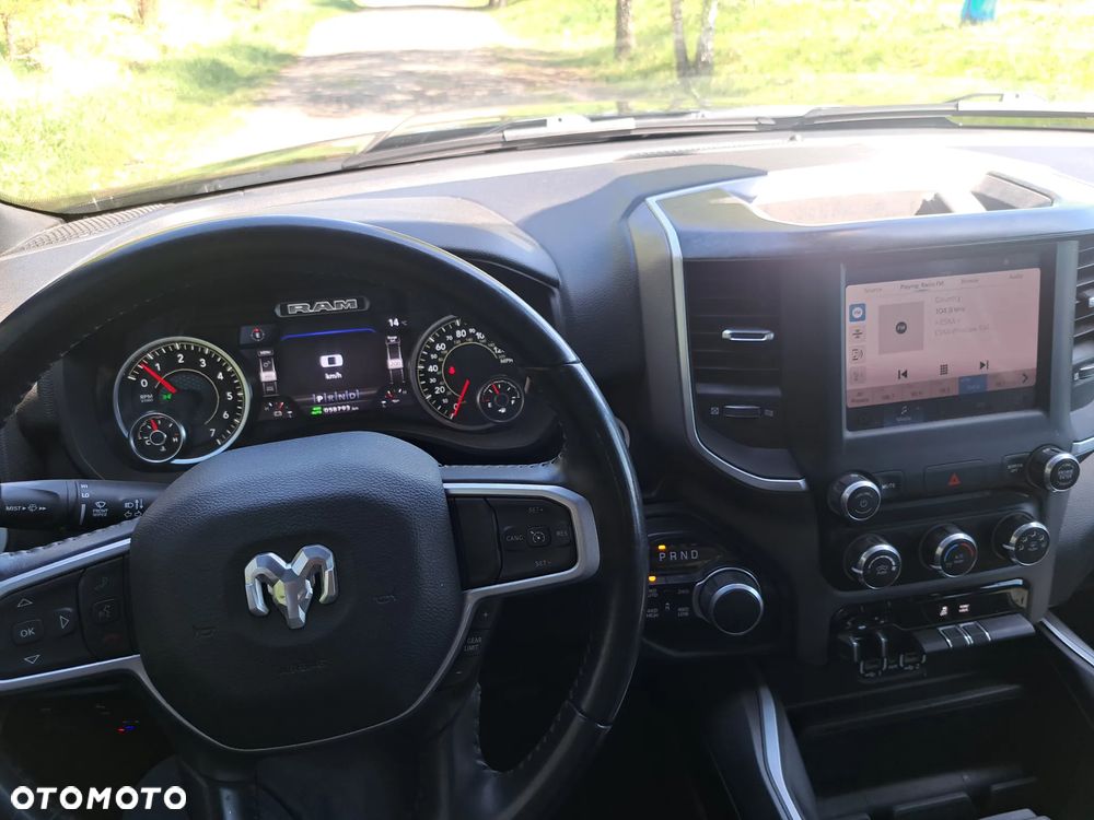 RAM 1500 Quad Cab Longbed Bighorn - 32