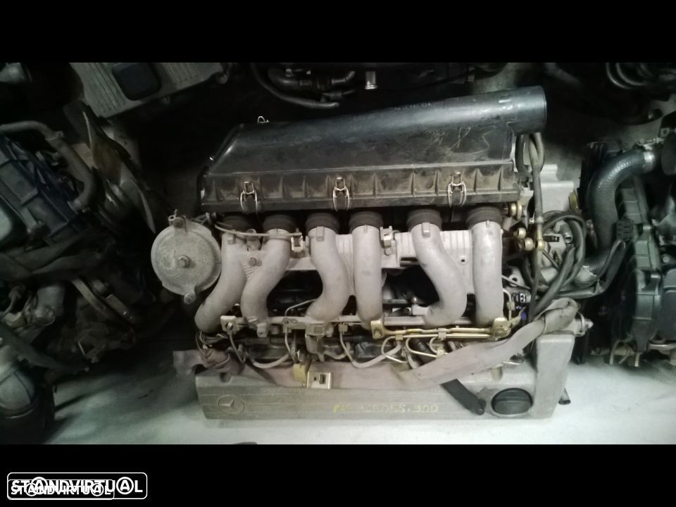 Motor Mercedes 300Diesel (124) - 1