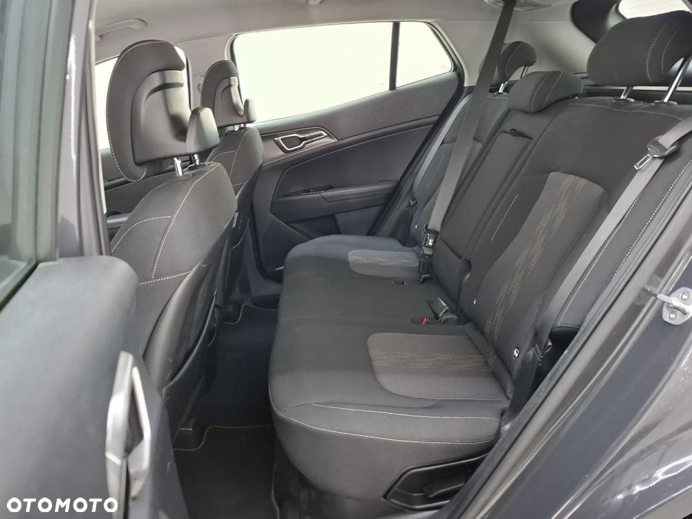 Kia Sportage 1.6 T-GDI HEV Business Line 2WD - 4