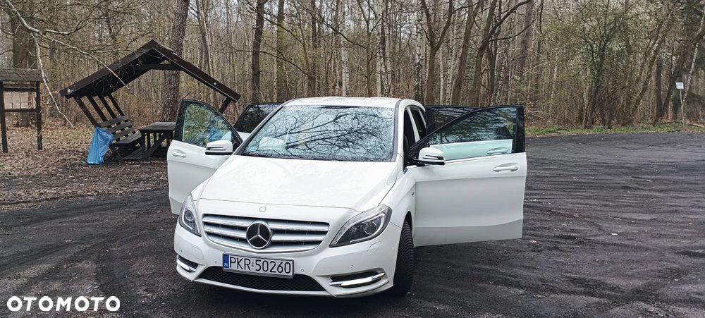 Mercedes-Benz Klasa B 180 CDI (BlueEFFICIENCY) 7G-DCT - 13