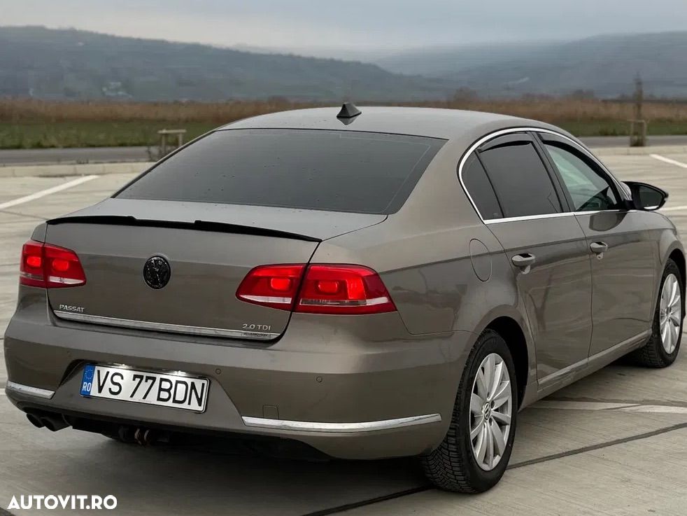 Volkswagen Passat 2.0 TDI BlueMotion Tehnology Comfortline - 8