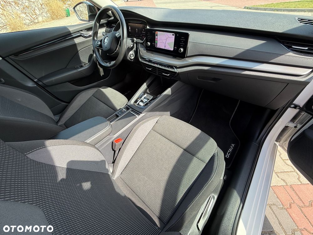 Skoda Octavia 2.0 TDI SCR Ambition DSG - 23