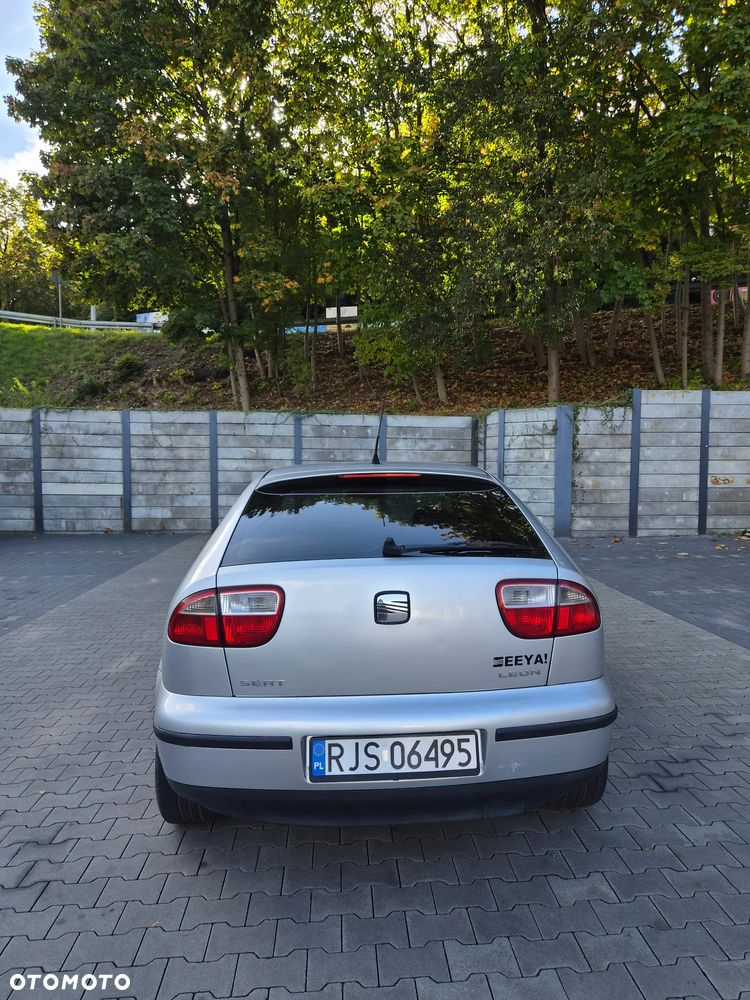 Seat Leon 2003 photo 2