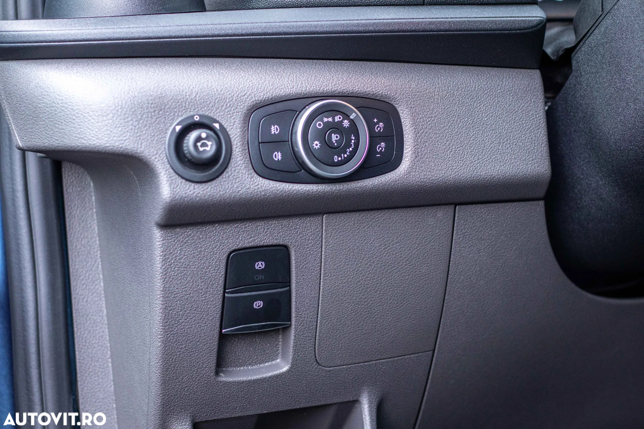Ford E TRANSIT - 38
