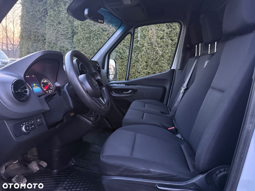 Mercedes-Benz Sprinter 319 CDI 3.0 - 15