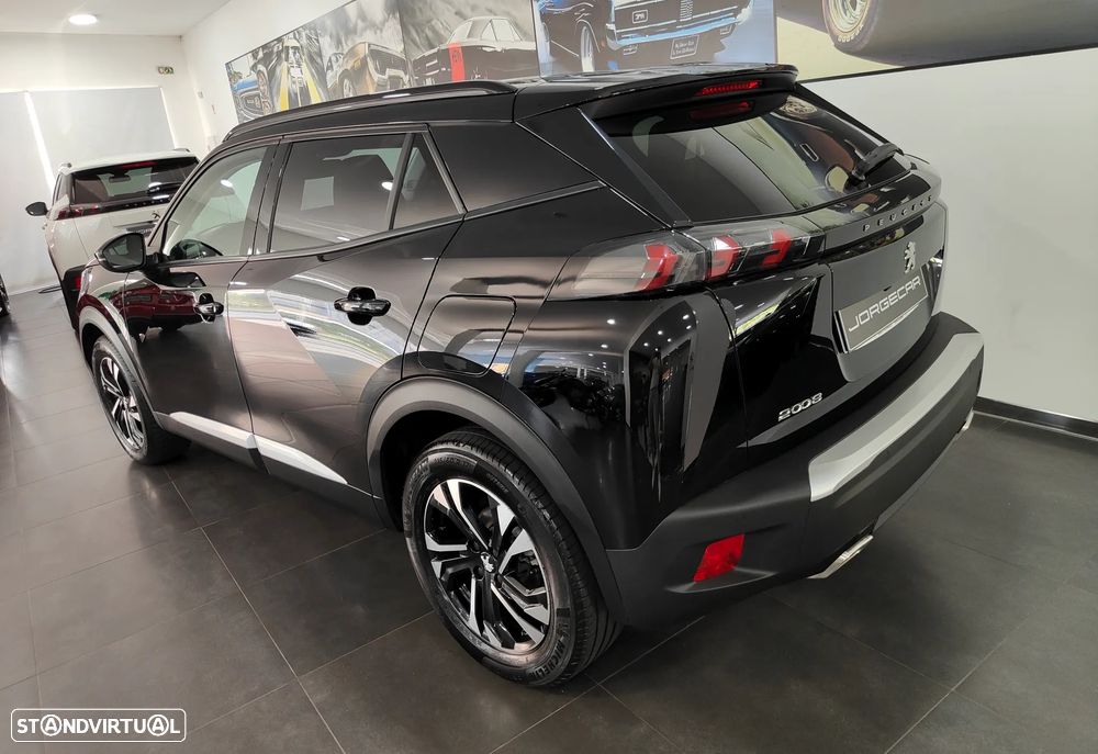 Peugeot 2008 1.2 PureTech Allure EAT8 - 17