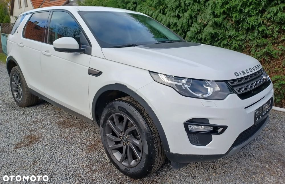 Land Rover Discovery Sport - 1