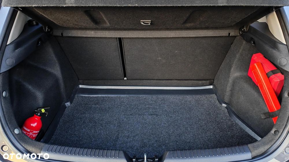 Kia Ceed 1.4 CVVT Dream Team Edition - 39