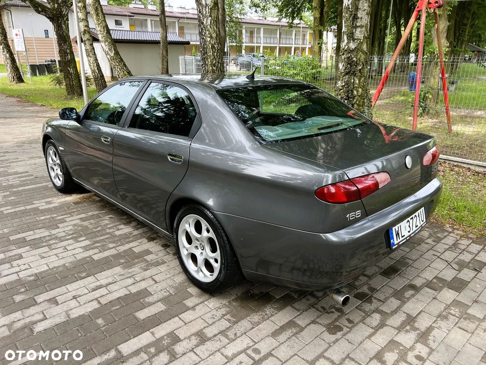 Alfa Romeo 166 - 3