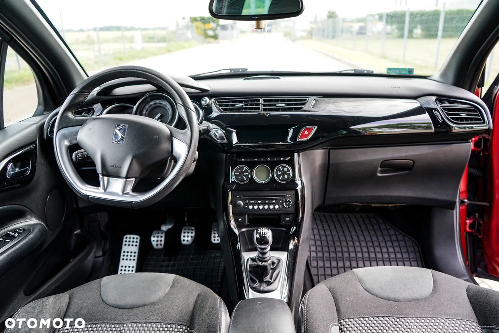Citroën DS3 1.6 HDi SportChic - 25