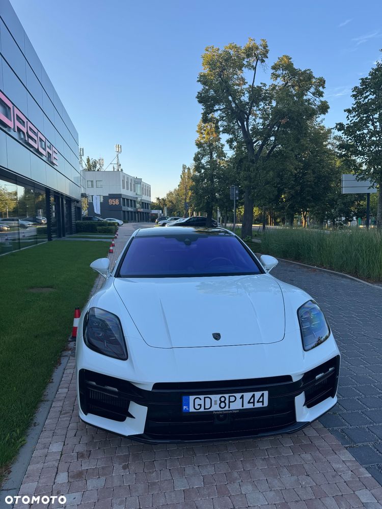 Porsche Panamera Turbo E-Hybrid PHEV - 2