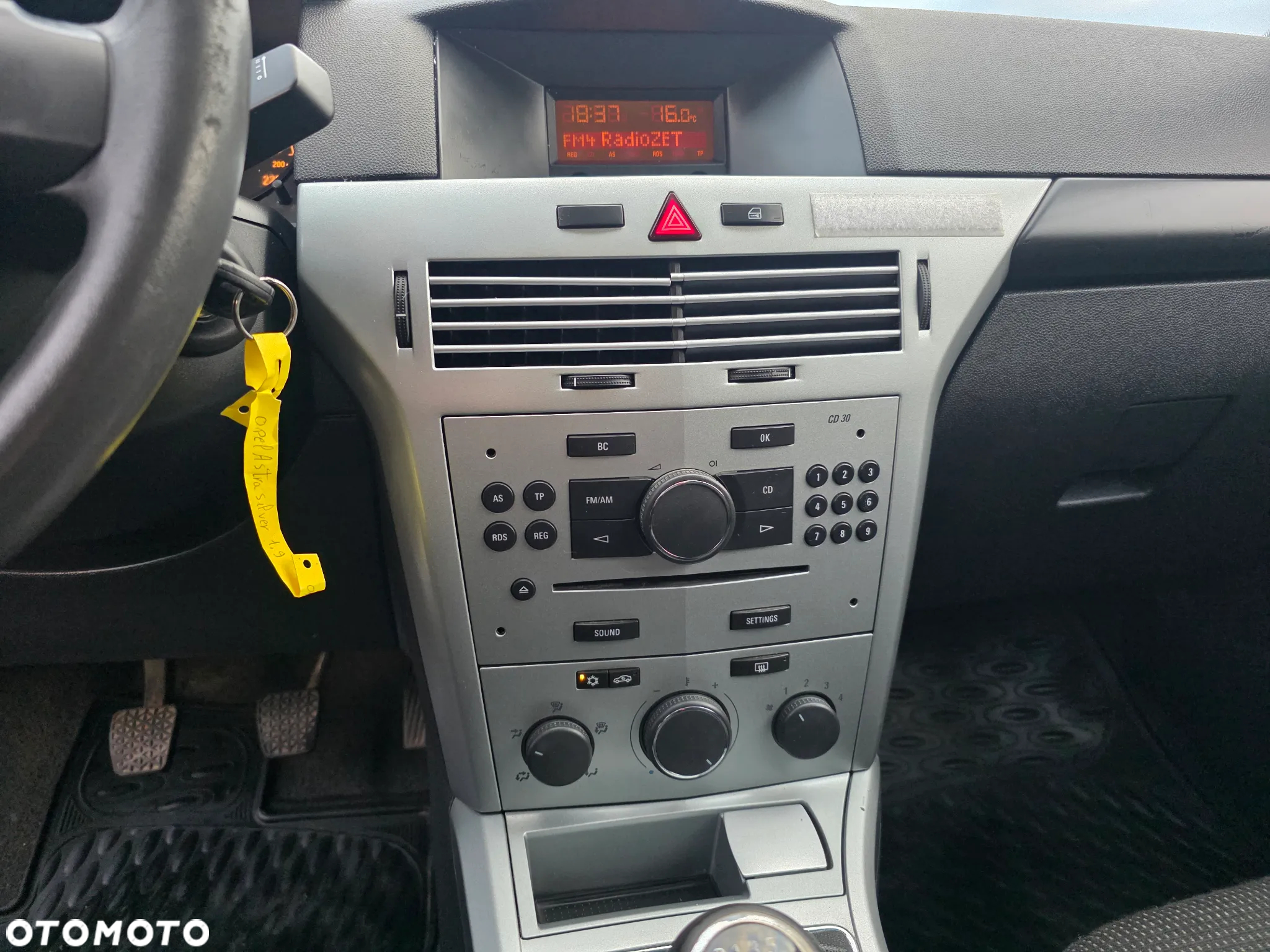 Opel Astra 1.9 CDTI DPF Innovation - 18