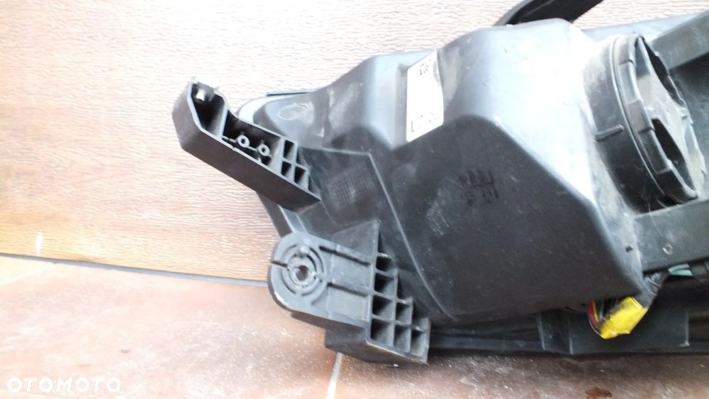 Lampa przednia prawa Opel Mokka XLED 42566561 - 7
