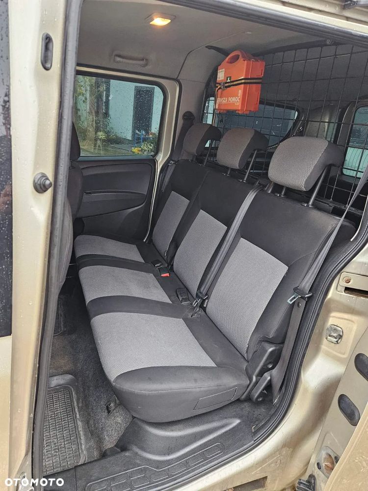 Fiat Doblo 2.0 Multijet 16V Emotion - 13