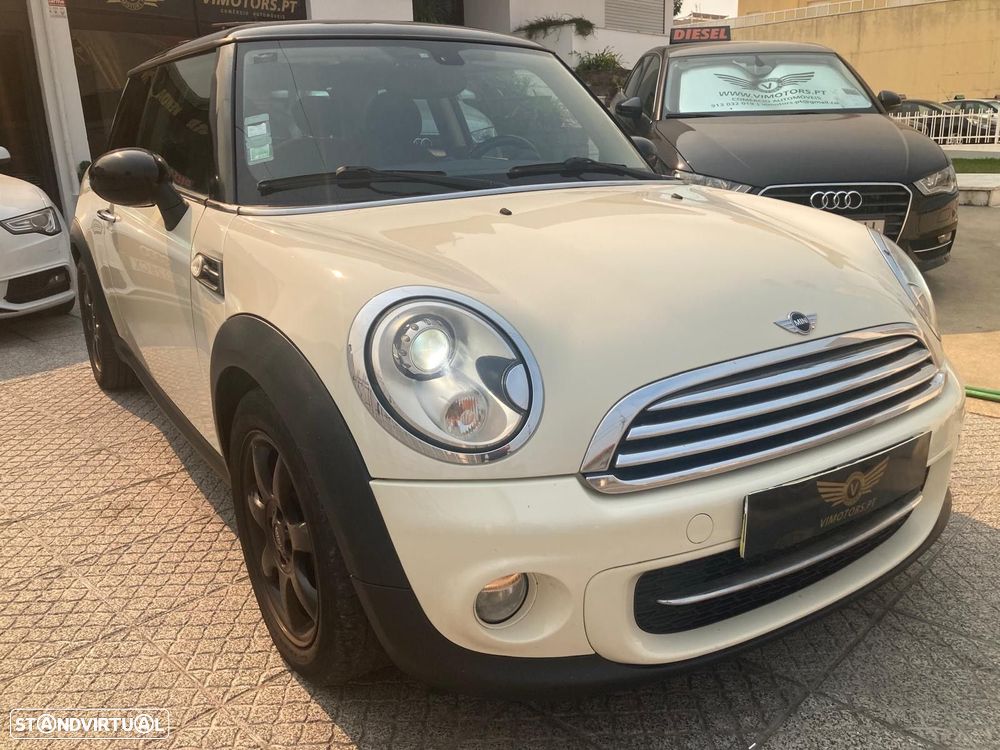 MINI 3 Portas Cooper D - 3