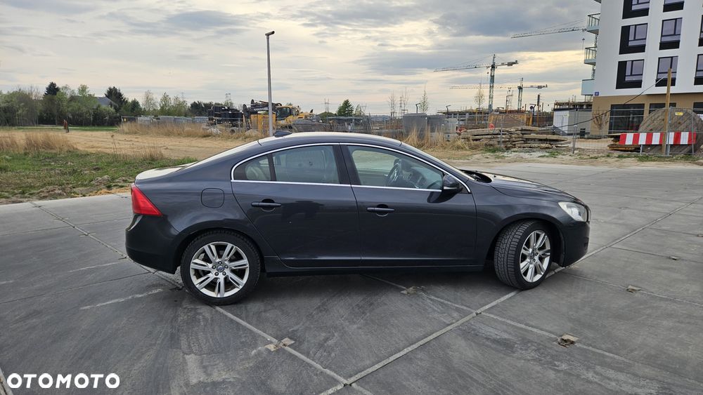 Volvo S60 D3 Momentum - 7