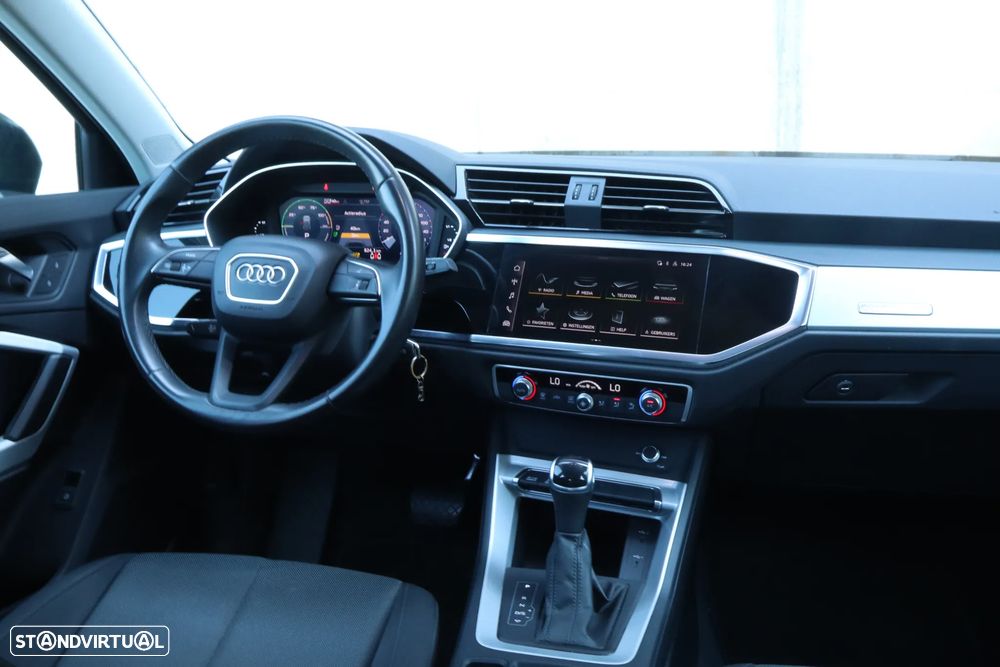 Audi Q3 45 TFSIe S tronic S line - 13