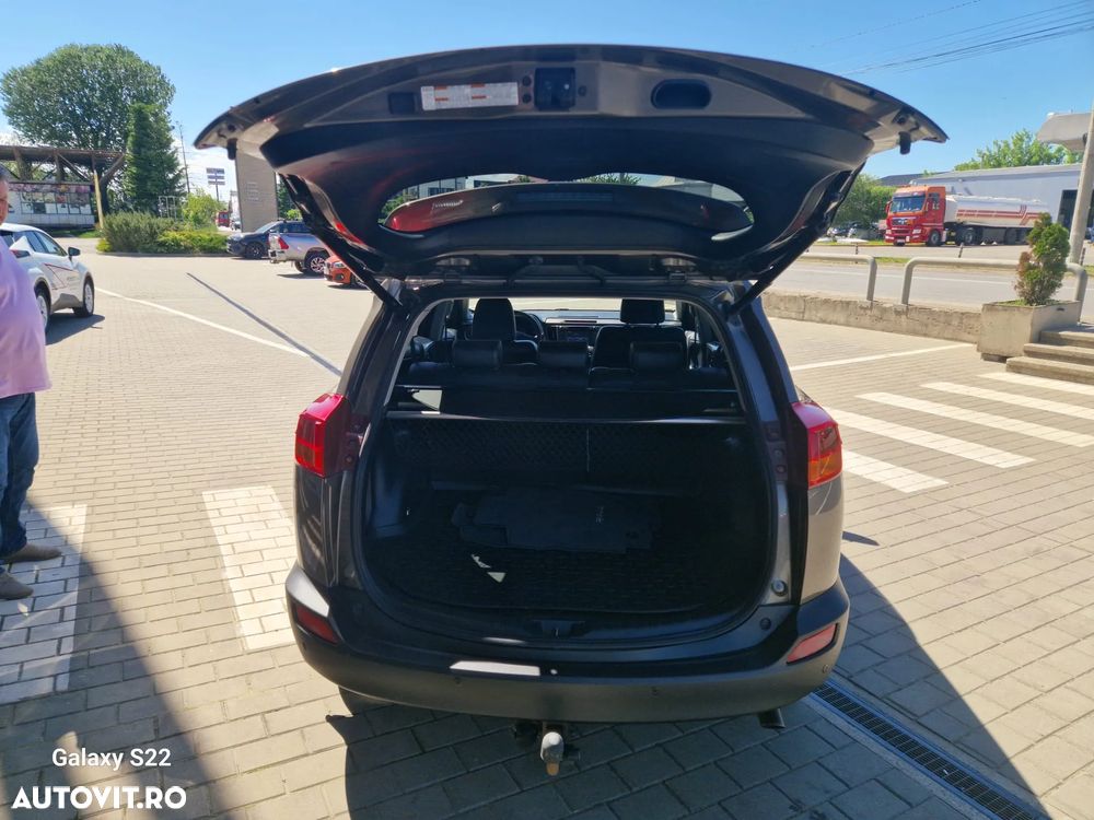Toyota RAV4 2.0 D-4D 4WD Executive - 9
