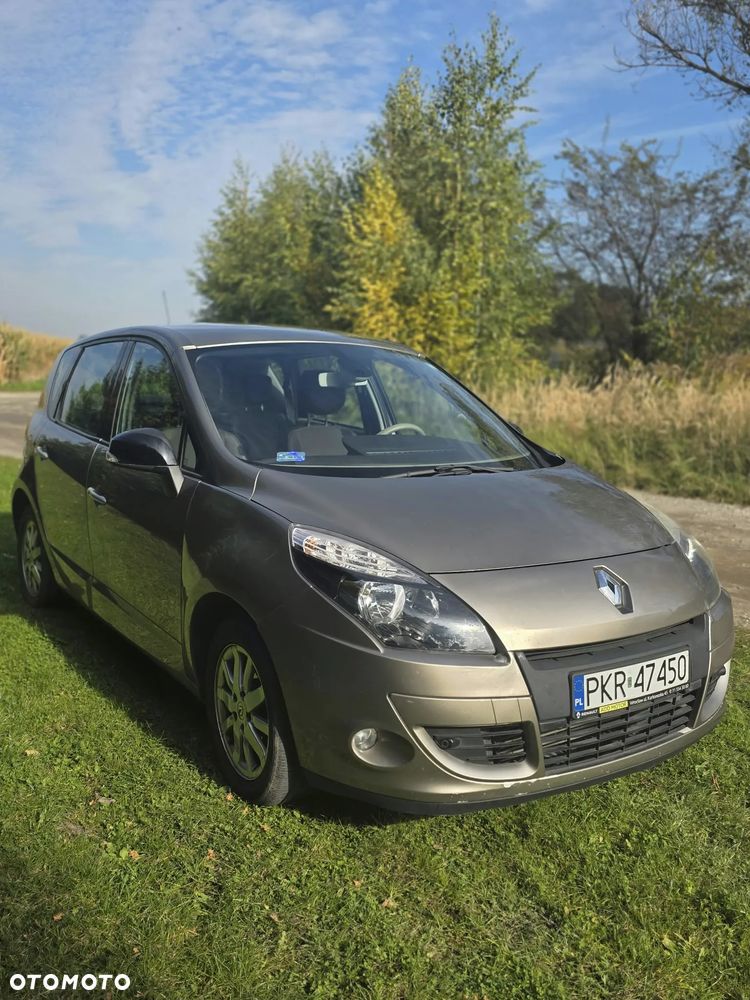 Renault Scenic - 8