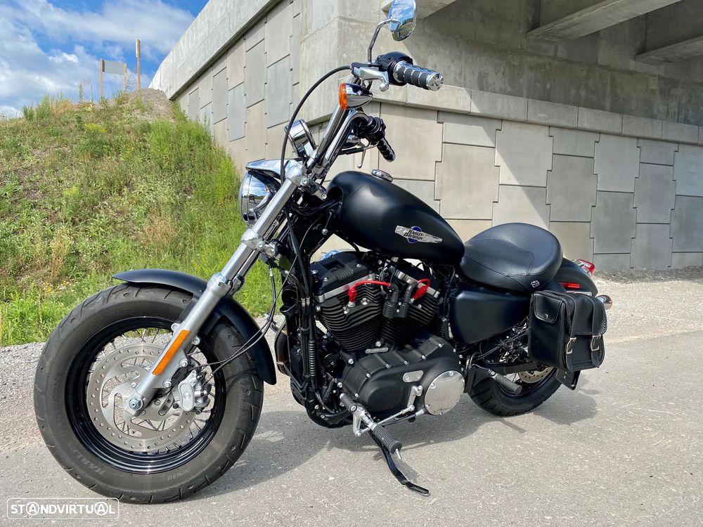 Harley-Davidson Sportster XL Custom 1200 - 3