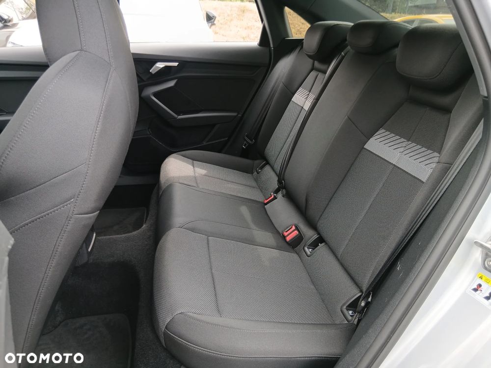 Audi A3 Limousine 35 TFSI mHEV Advanced S tronic - 18