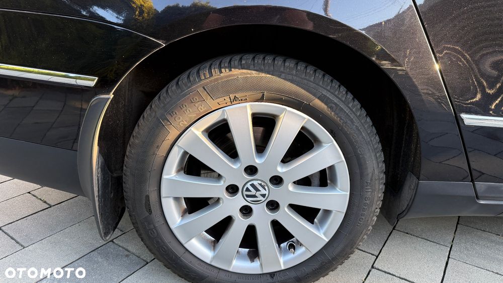 Volkswagen Passat 1.9 TDI Trendline - 22